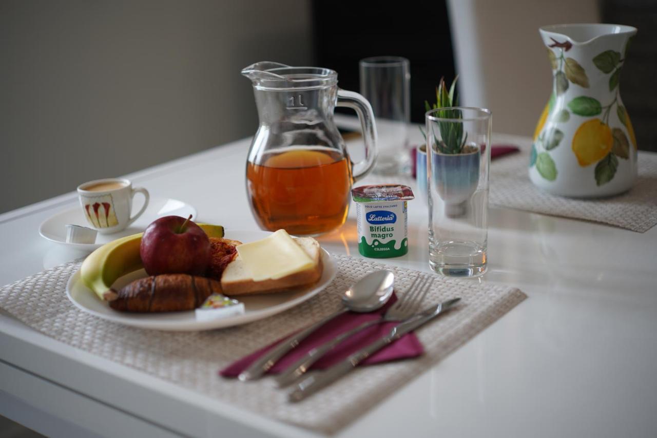 Welcome Milano Guest House Екстериор снимка